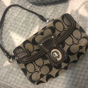 Authentic Coach Wristlet classic
